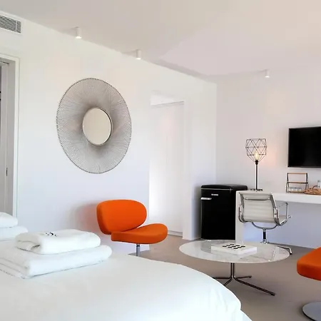 Vogue Mykonos *